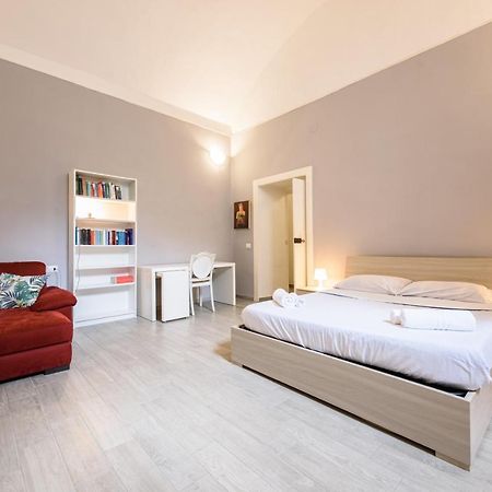 Via Atri 37 Apartment Naples Luaran gambar