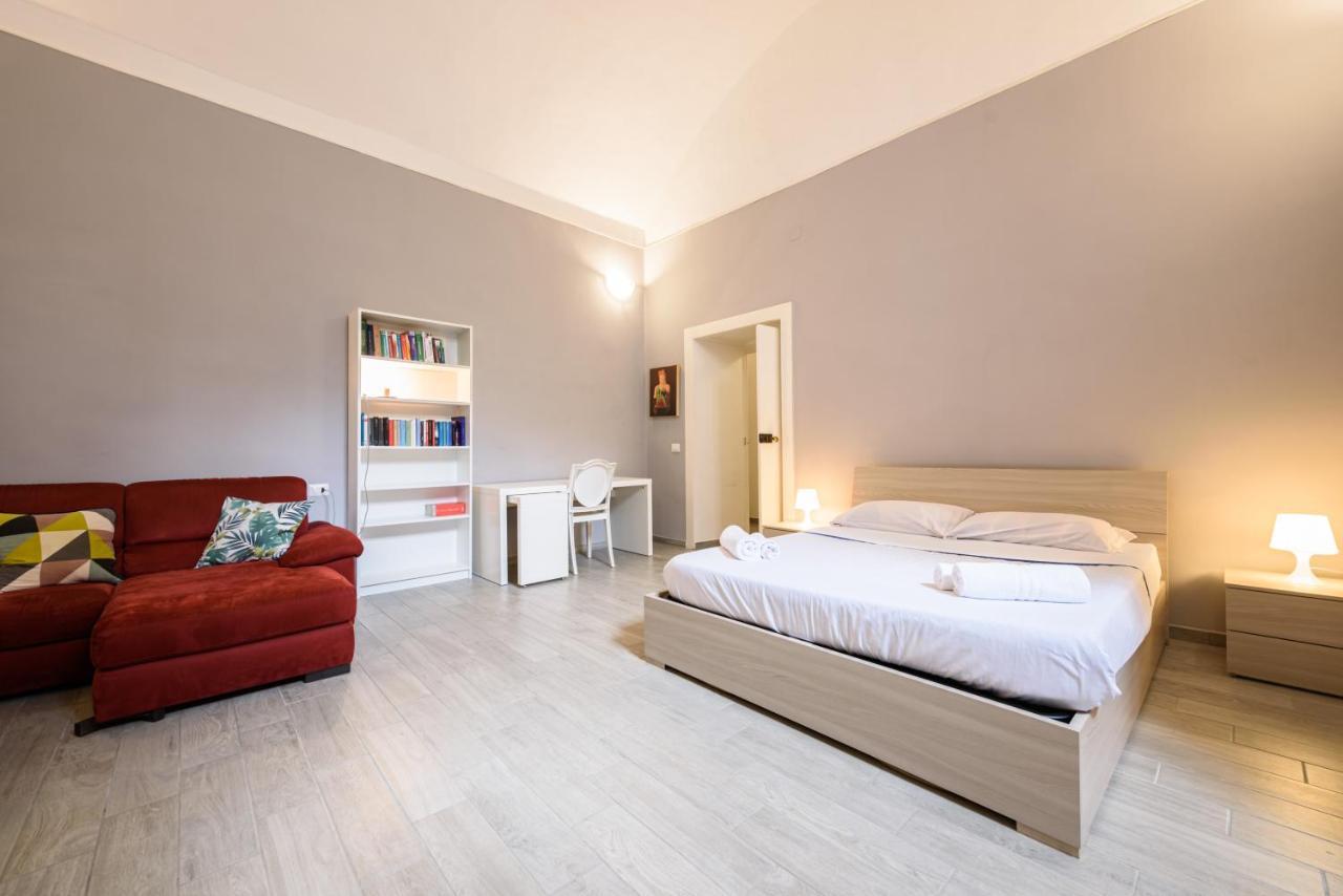 Via Atri 37 Apartment Naples Luaran gambar