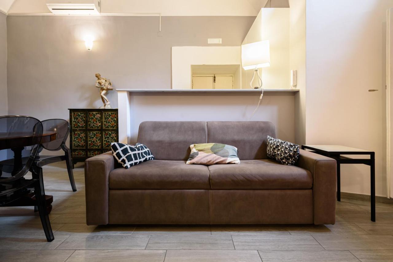 Via Atri 37 Apartment Naples Luaran gambar