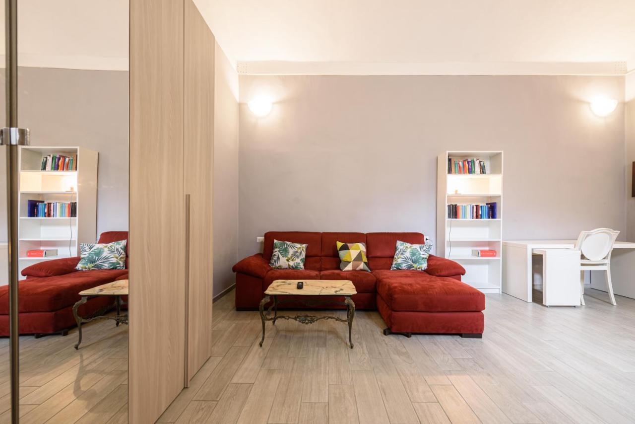 Via Atri 37 Apartment Naples Luaran gambar