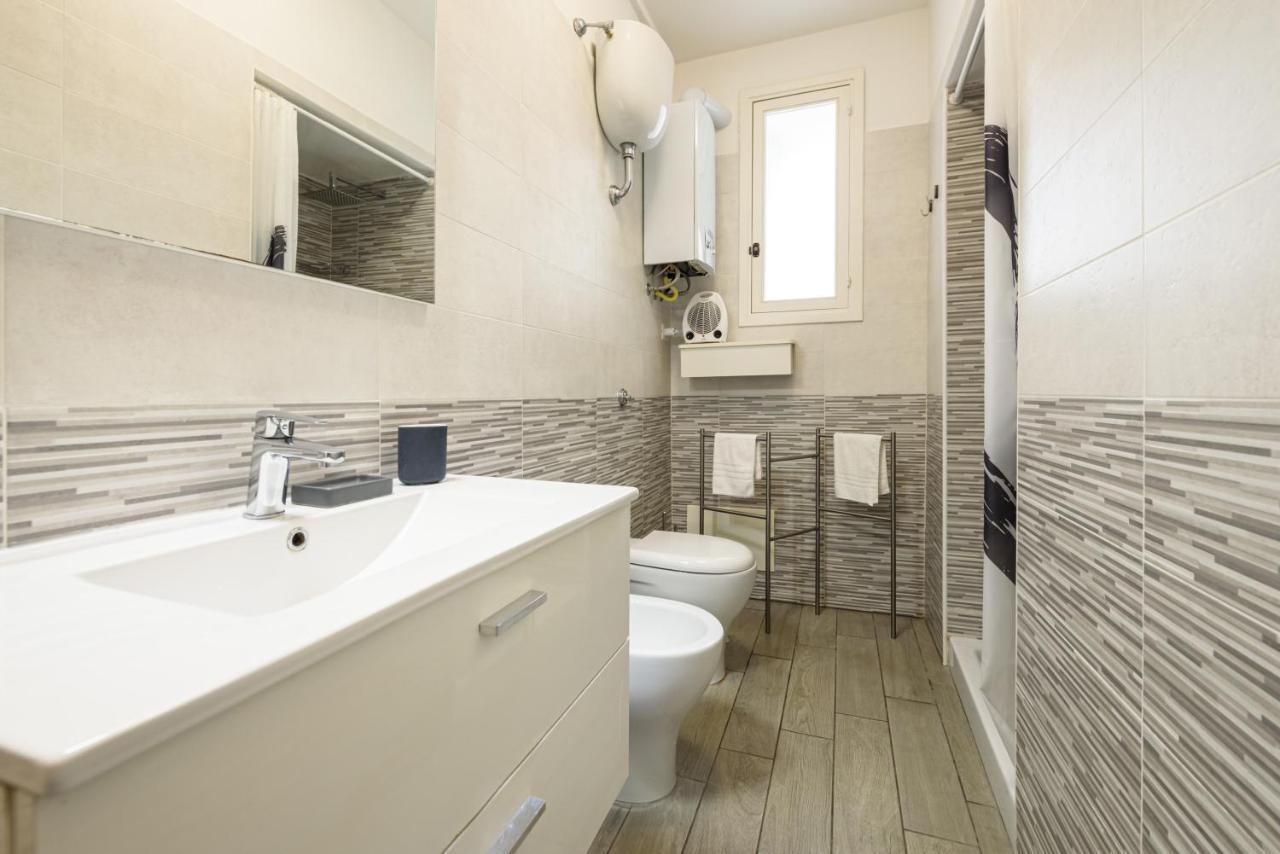 Via Atri 37 Apartment Naples Luaran gambar