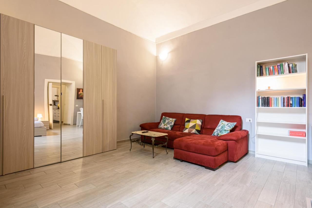 Via Atri 37 Apartment Naples Luaran gambar